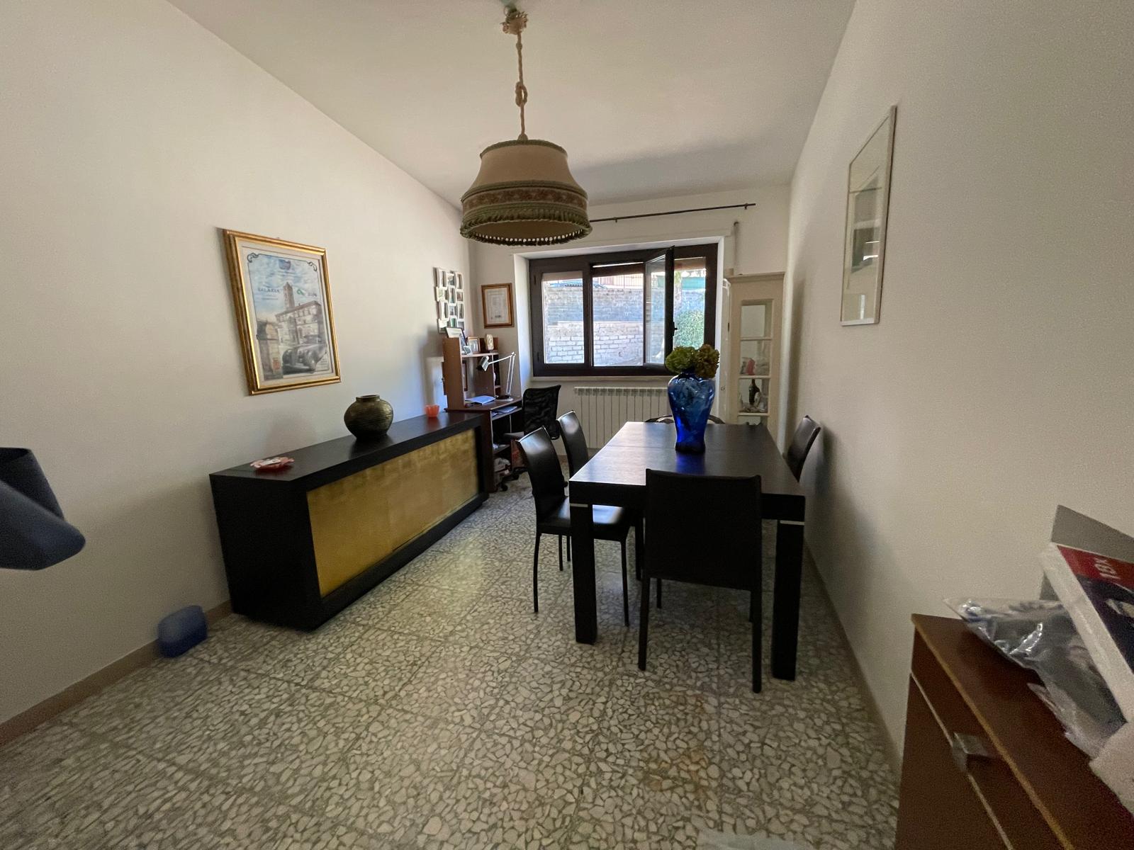 WhatsApp Image 2026-09-08 at 16.40.57 (7) Appartamento in Vendita a Nemi – Incantevole Vista sul Lago