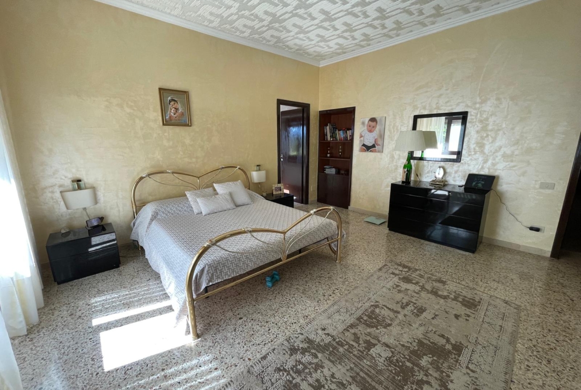 Appartamento in Vendita a Nemi – Incantevole Vista sul Lago